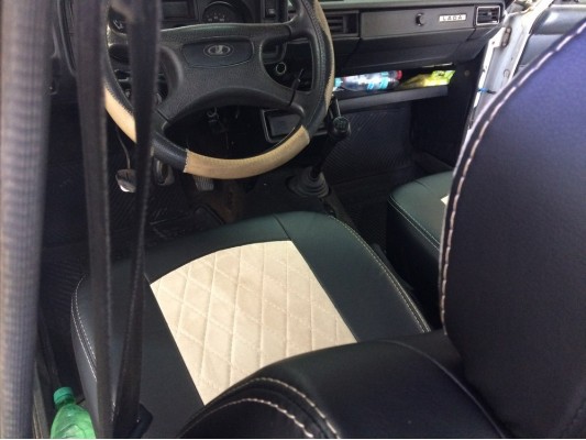 Авточехлы на Lada ВАЗ 2105