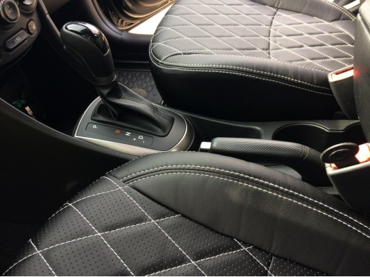 Каркасные авточехлы на Hyundai Solaris