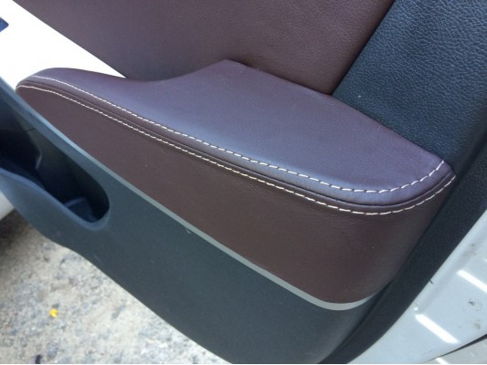 Перетяжка дверных карт