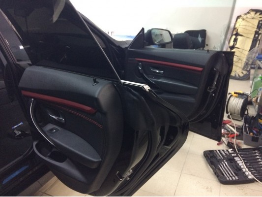 Перетяжка дверных карт