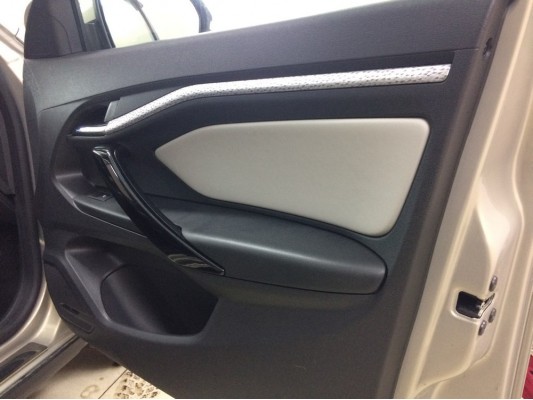 Перетяжка дверных карт